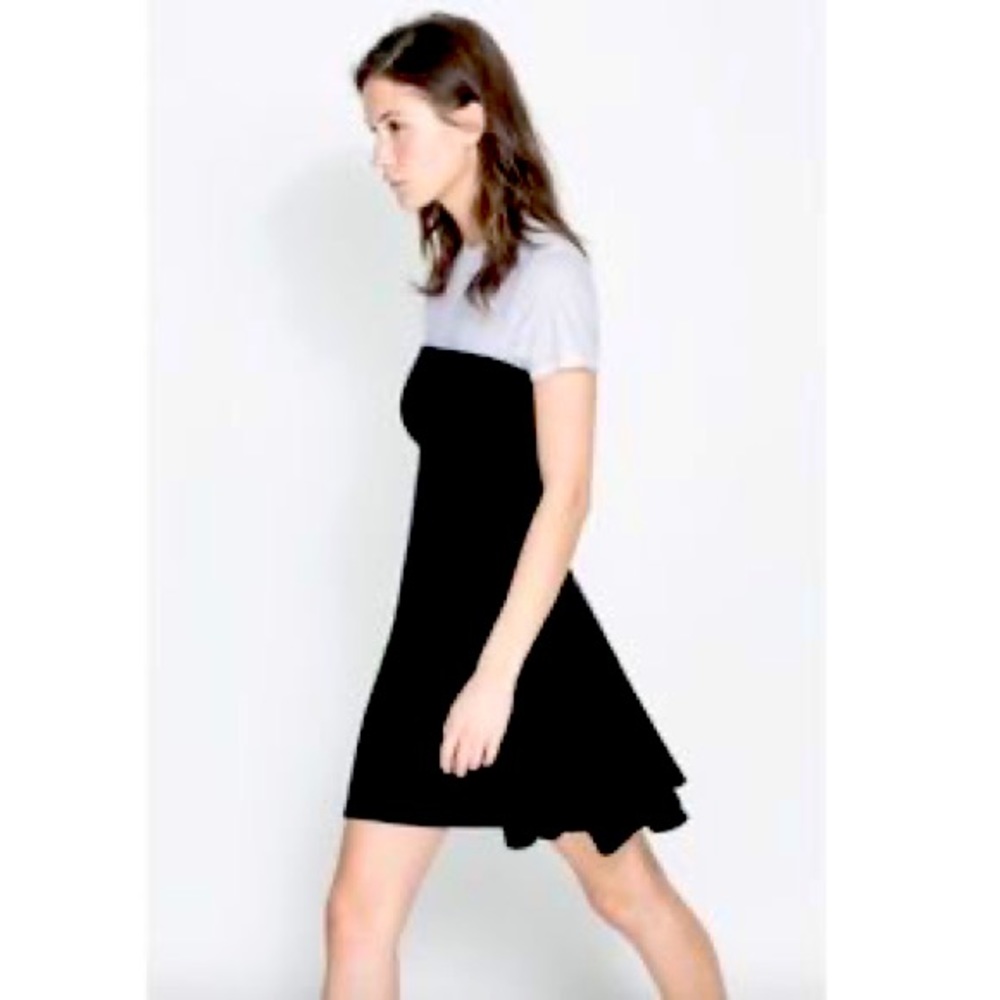 Adorable strapless black velvet dress *Zara* size Small
